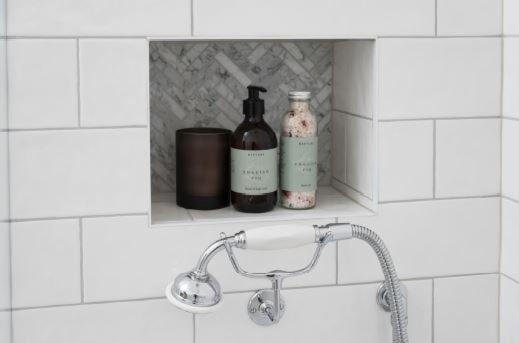 One Navy, Bath Apartment Exterior foto